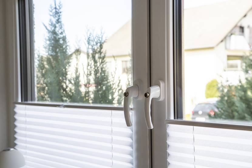 abschliessbare fenstergriffe am kuechenfenster