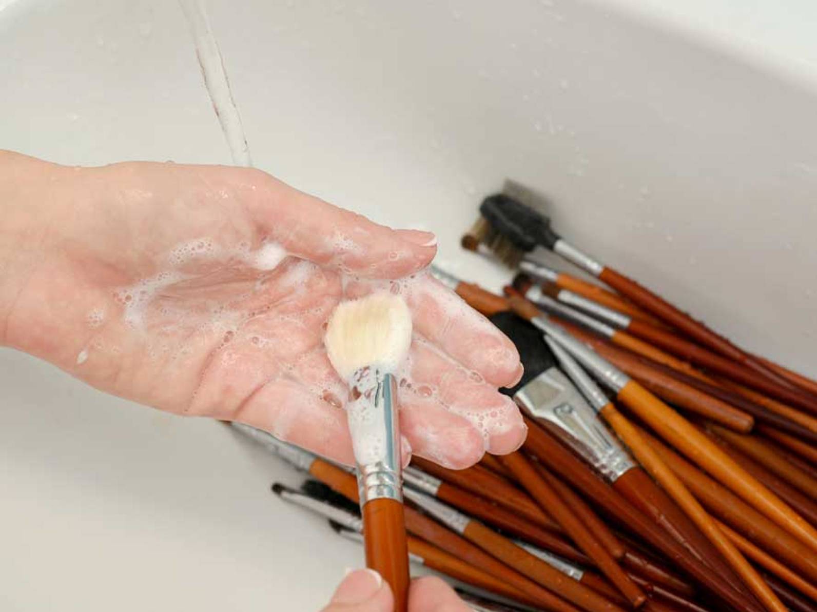 Acrylfarbe entfernen Tipps und Tricks heimwerker.de