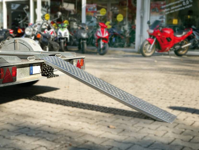 auffahrrampe fuer motorrad