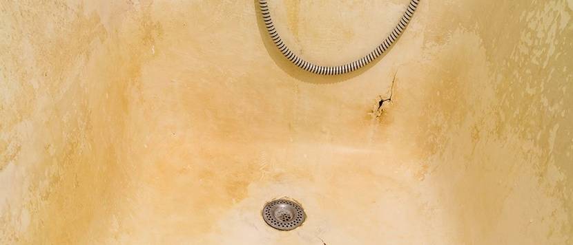 schmutz-in-der-badewanne