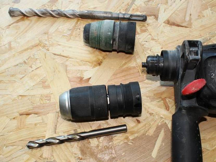 Bohrhammer mit Wechselfutter