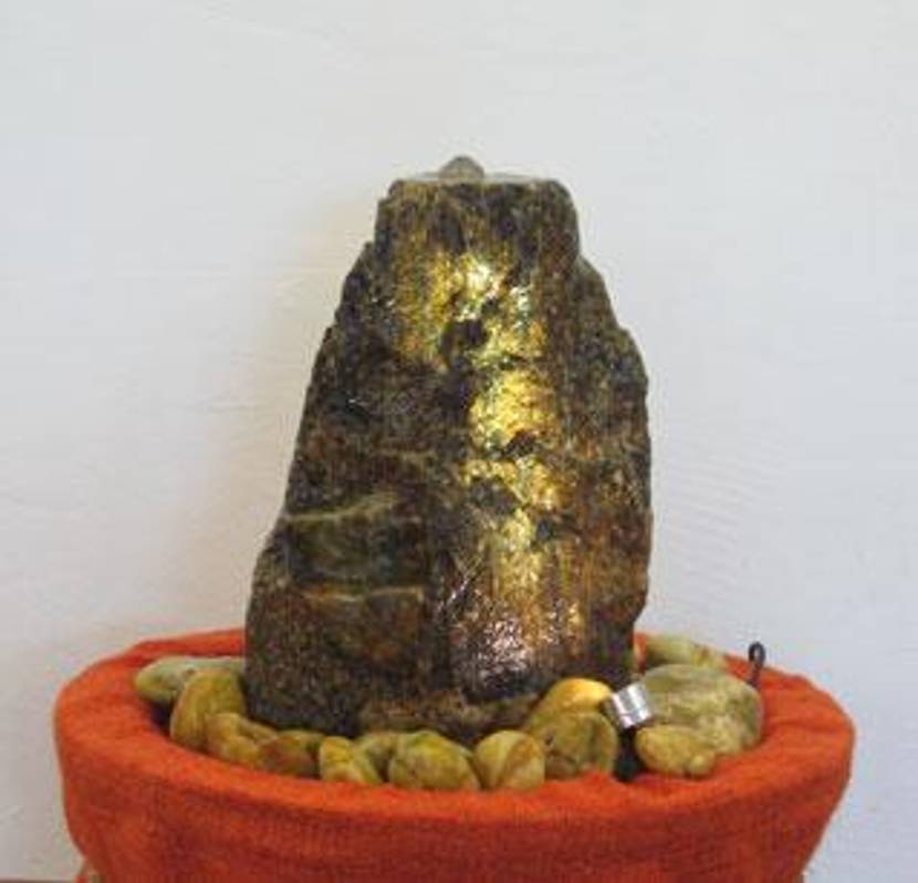 Natursteinbrunnen