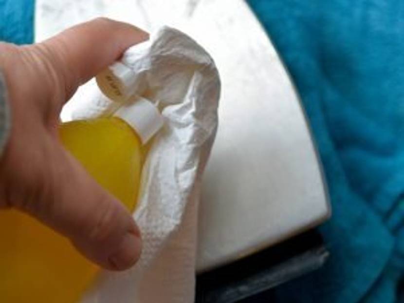 buegeleisen-reinigung-säure-test