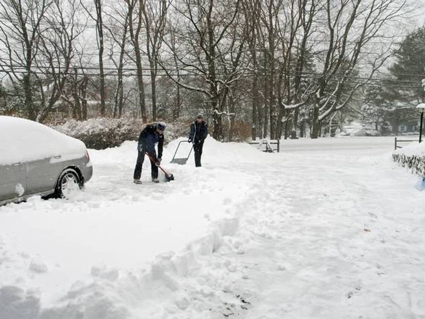 Schneeschippen
