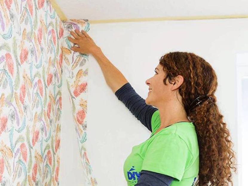 Reststück an der nächsten Wand ansetzen.