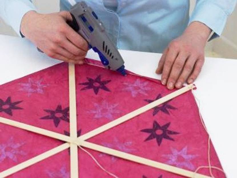 Hexagon Drachen zusammenbauen