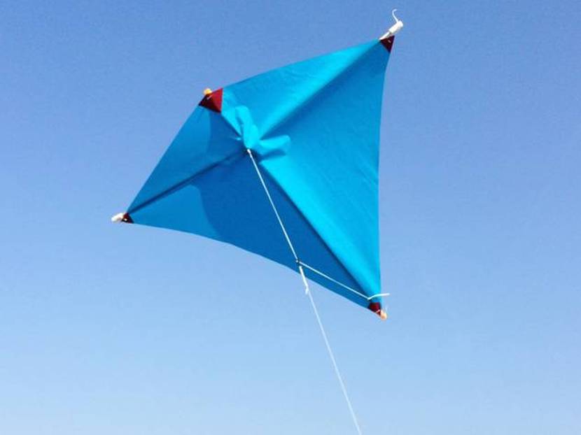 Flugdrachen in Rautenform basteln