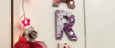 geschmueckte buchstaben atmo