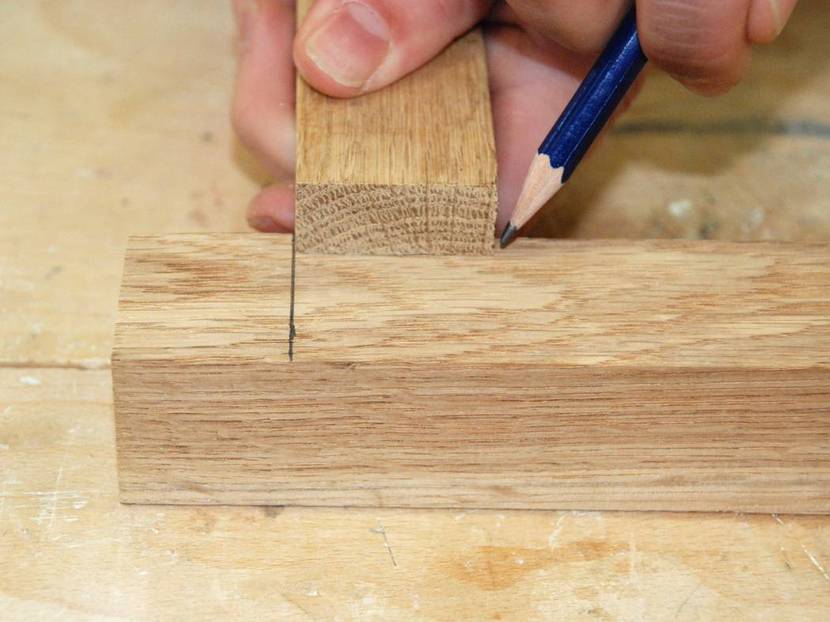 Holzverbindung Schlitz und Zapfen: Anzeichnen des Schlitzstücks