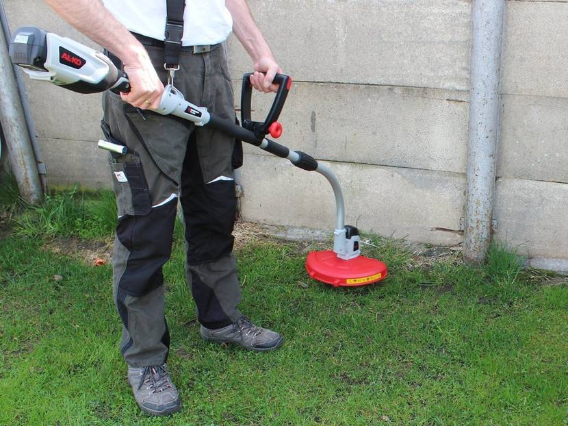 Im Arbeitseinsatz begeistert der Trimmer.