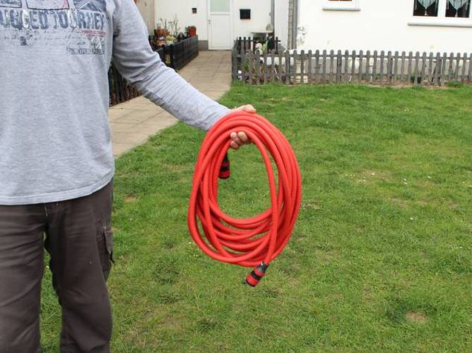 Flexibler Gartenschlauch im Test & Vergleich 2 klare Sieger