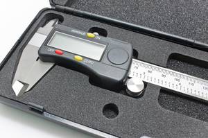 genauigkeit-digitaler-messschieber