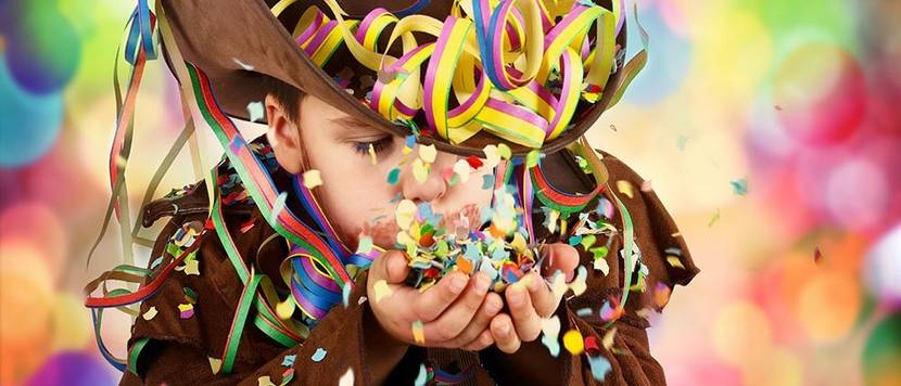 Kleiner Cowboy im Fasching
