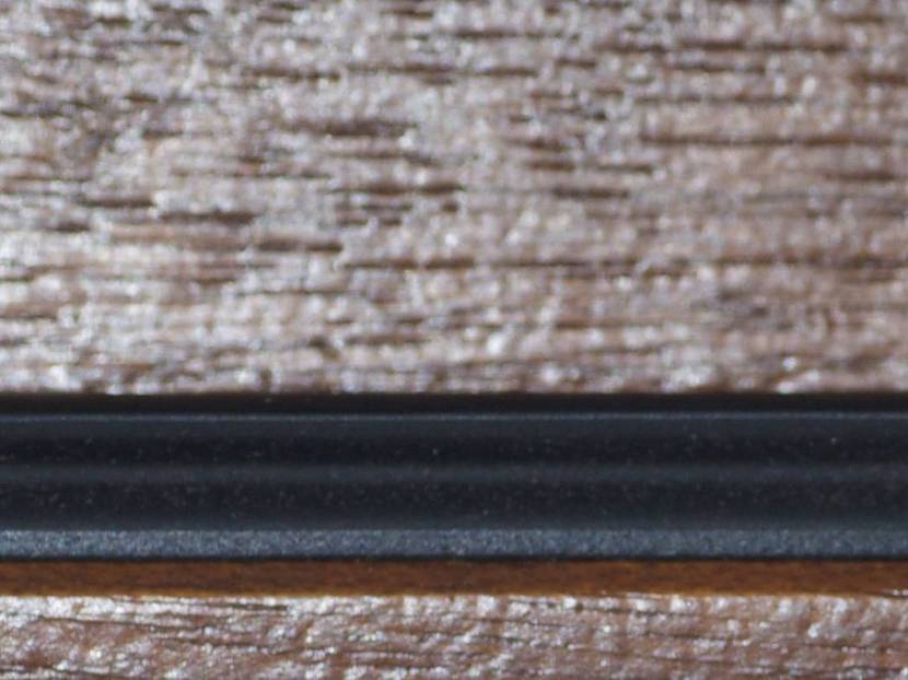 Eingeklebte Dichtungen lassen sich leicht erneuern. Der Ersatz sollte dem Original in Material, Breite, Profil und Dicke möglichst ähnlich sein.