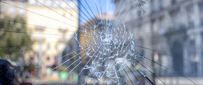 Fensterscheibe kaputt - Zahlt die Versicherung?