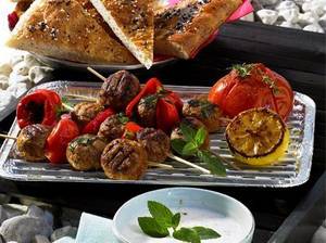 fleisch-grillen-hackbaellchen