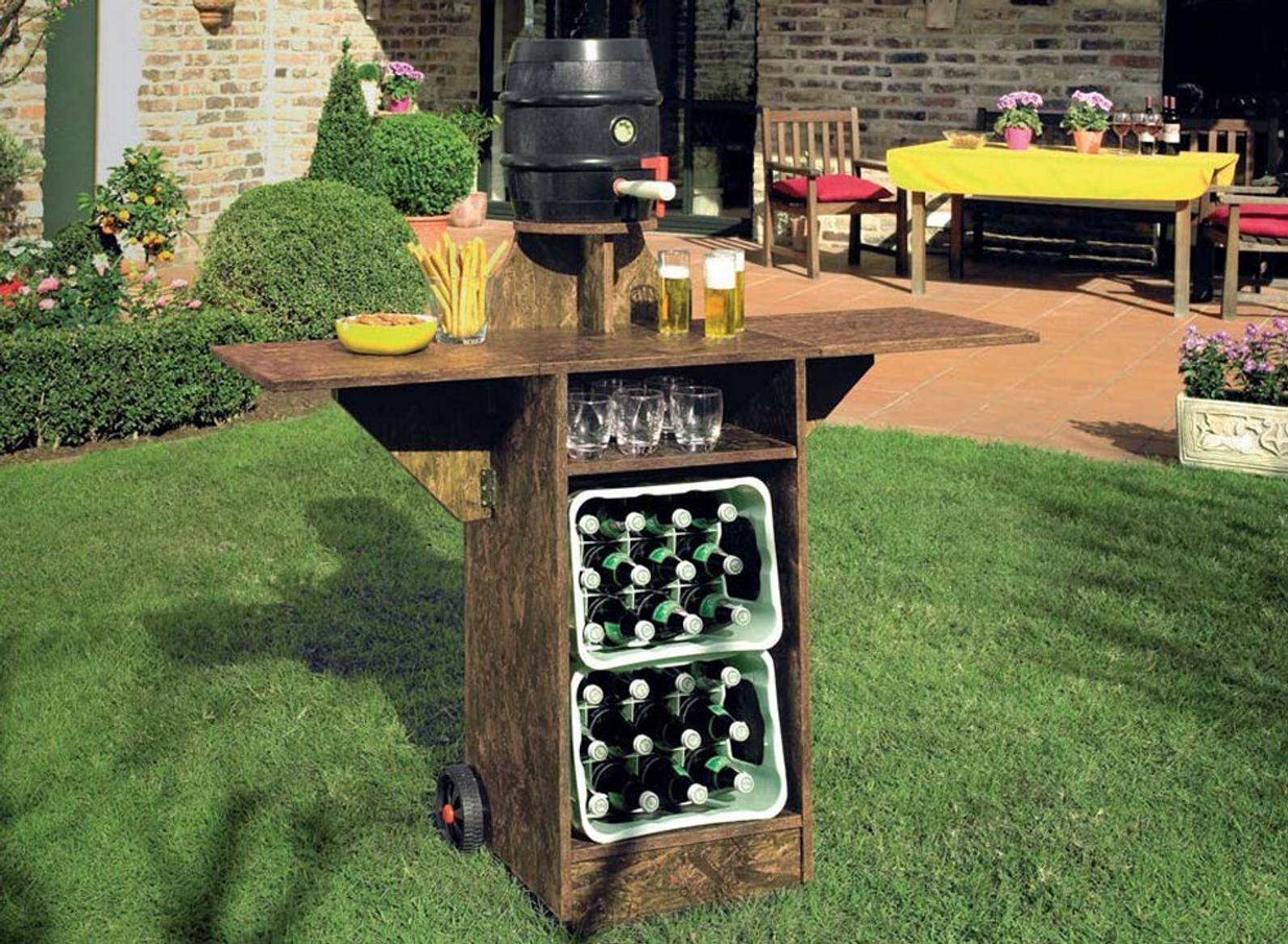 Gartenbar selber bauen In 5 Schritten zur DIYAußenbar aus Holz