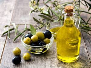 gesichtscreme-selber-machen-olivenoel