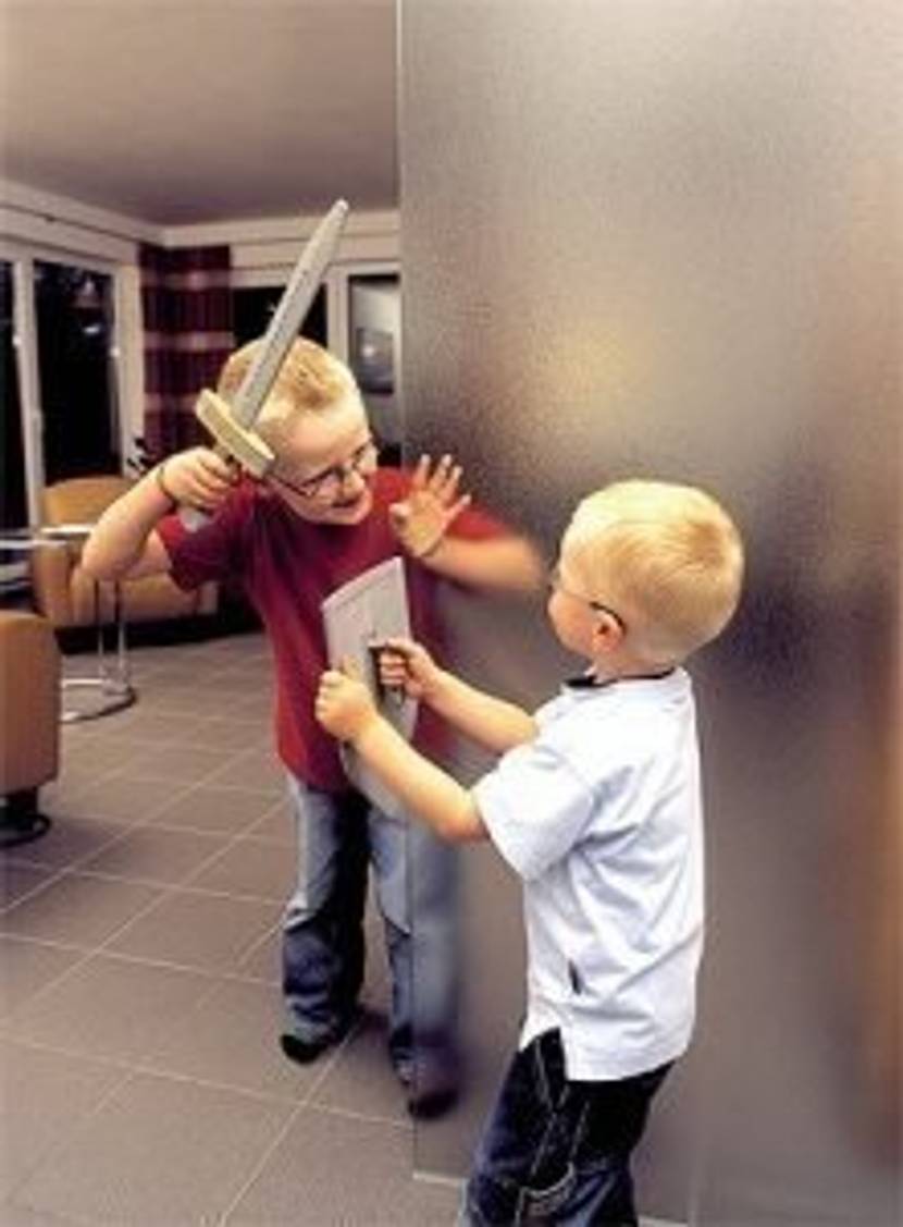 Trotz spielender Kinder eine Glastür einbauen?