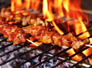 grillen-sicherheit-fleisch