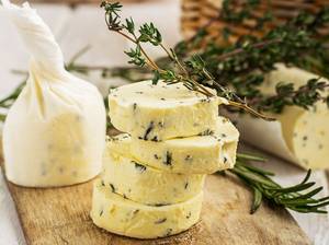 grillsosse-rezepte-kraeuterbutter