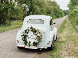 hochzeitsdeko-autoschmuck-just-married