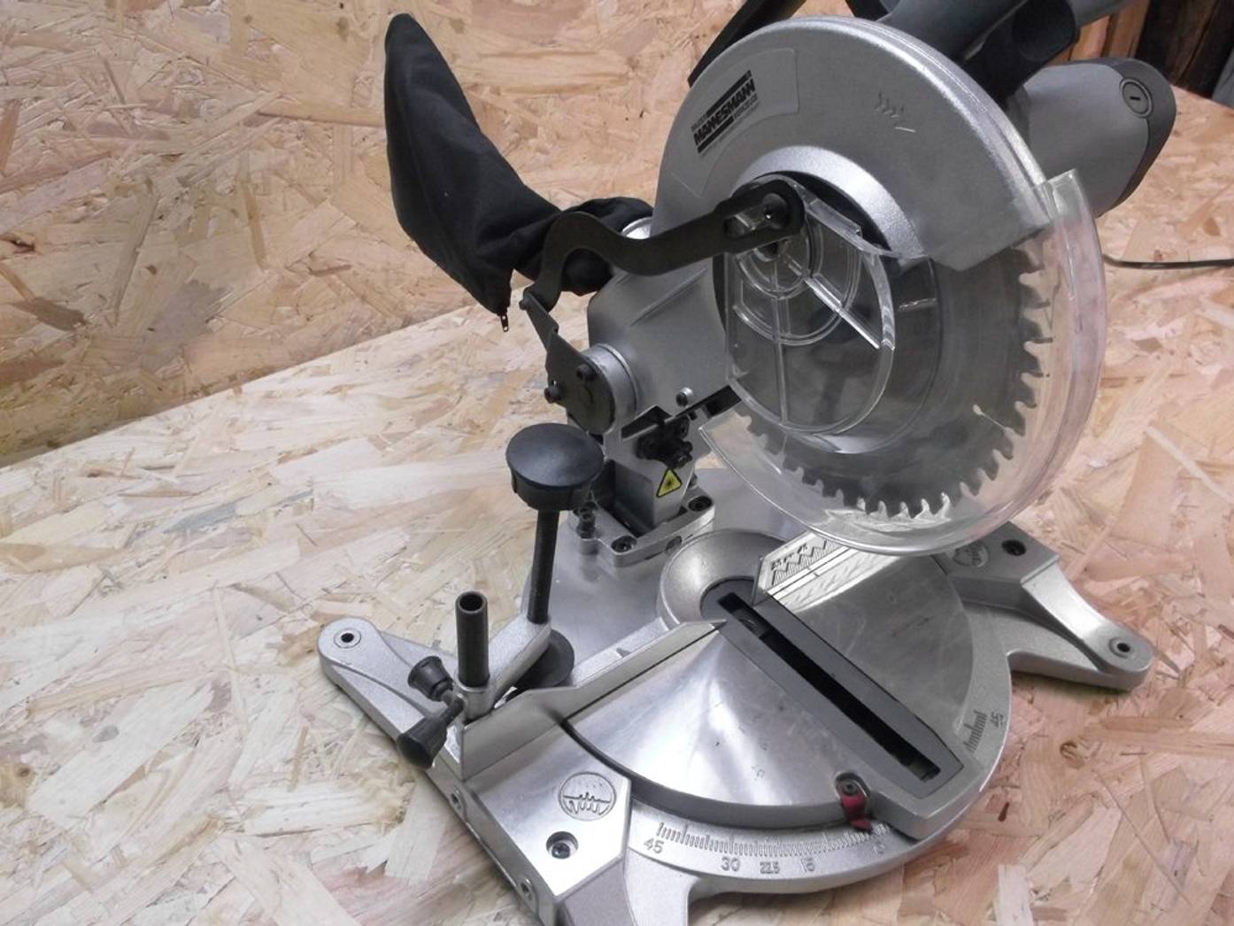 Die Kapp und Gehrungssäge für schnelle und exakte Schnitte heimwerker.de