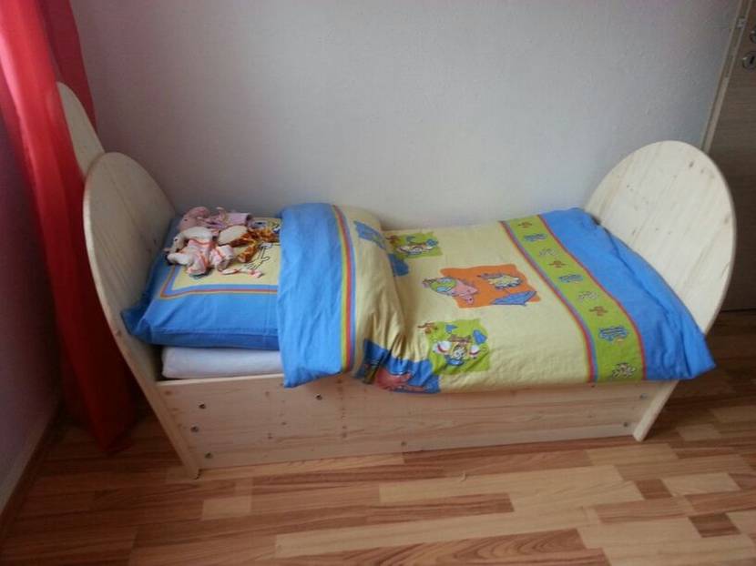 Kinderbett