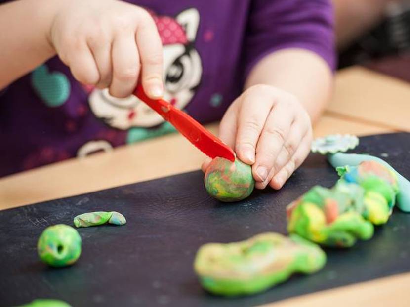 Kinderknete sollte aus natürlichen Rohstoffen bestehen.