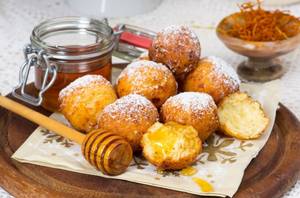 krapfen-mit-honig