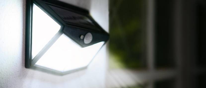 led-aussenstrahler-warmweiss