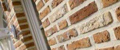 Ziegel, Kalksandstein, Naturstein, Porenbeton: Mauersteine im Überblick