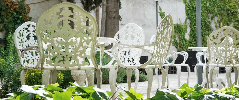 Gartenmöbel aus Metall renovieren