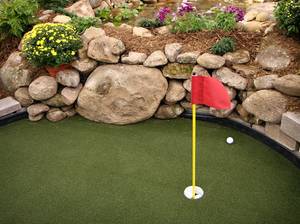 minigolfbahn-bauen-fahne