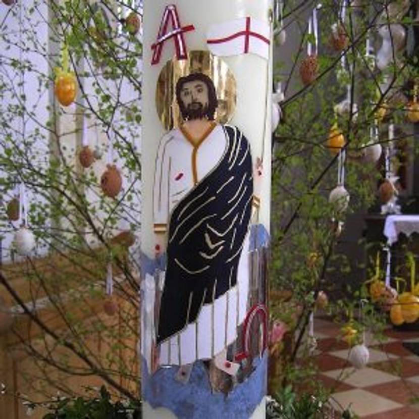 Reich verzierte Osterkerze
