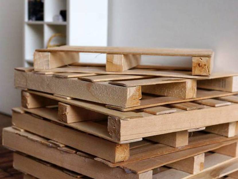 Möbel aus Paletten bauen