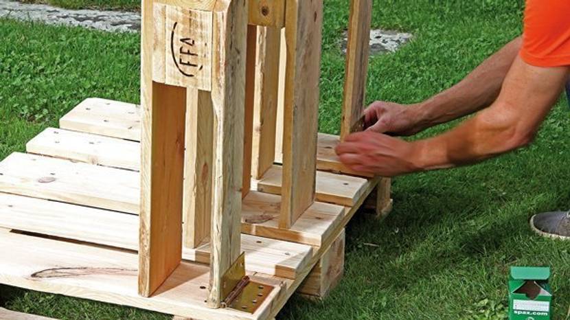 Position der Scharniere werden festgelegt