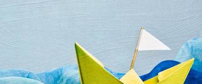 Papierschiffe und -boote falten