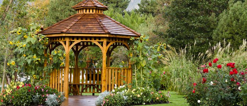 pavillon in garten
