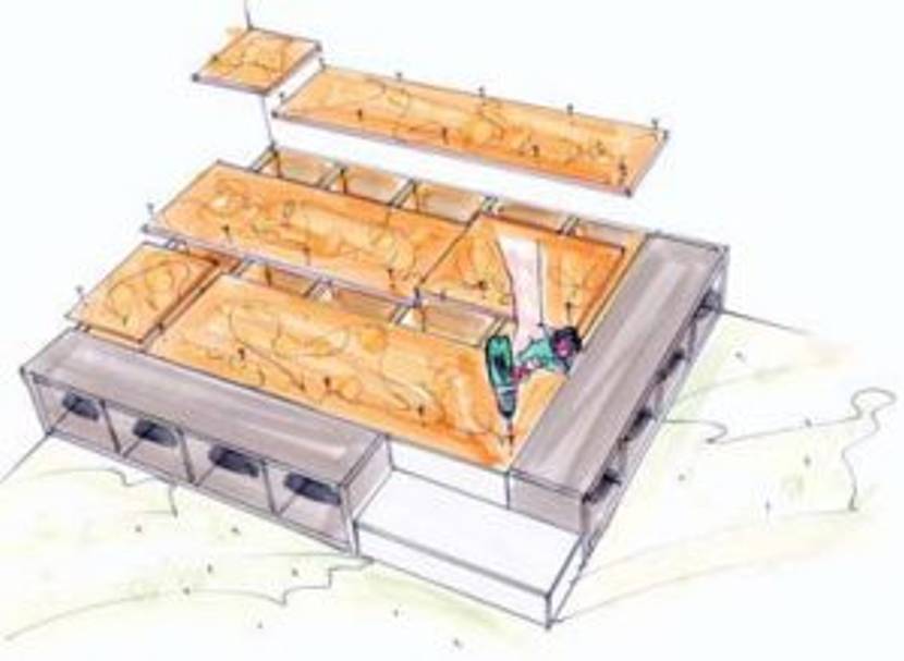 Abschließend die Oberfläche mit OSB-Platten belegen.