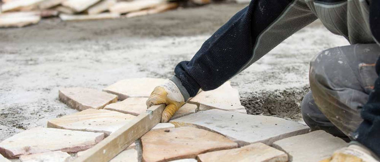 Polygonalplatten verlegen Anleitung heimwerker.de