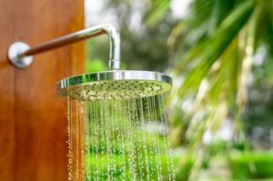 offene-regendusche