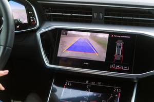 rueckfahrkamera-mit-monitor