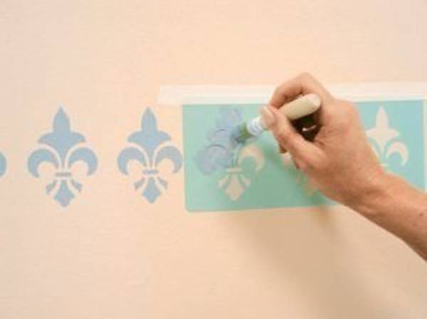 Schablonenmalerei mit Wandschablonen: Wände mit Schablonen gestalten