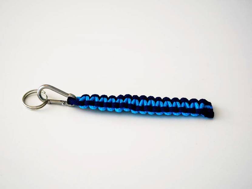 fertiges Paracord Schlüsselband