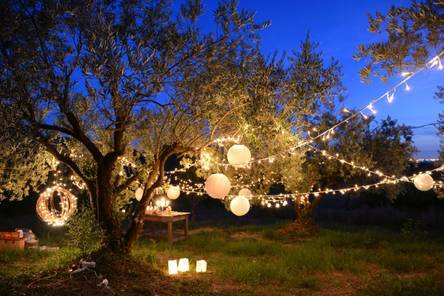 Gartenparty-Ideen: Inspiration für Deko, Essen, Beleuchtung & Co