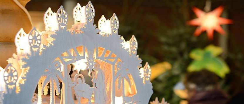 Weihnachten Schwippbogen mit Lichtern