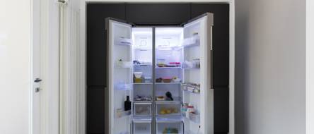 Side-By-Side-Kühlschrank im Test & Vergleich: 2 klare Sieger!