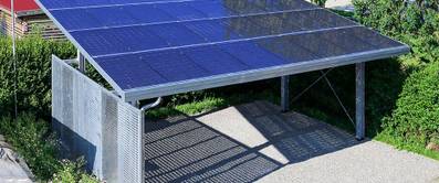 neuer carport mit solaranlage