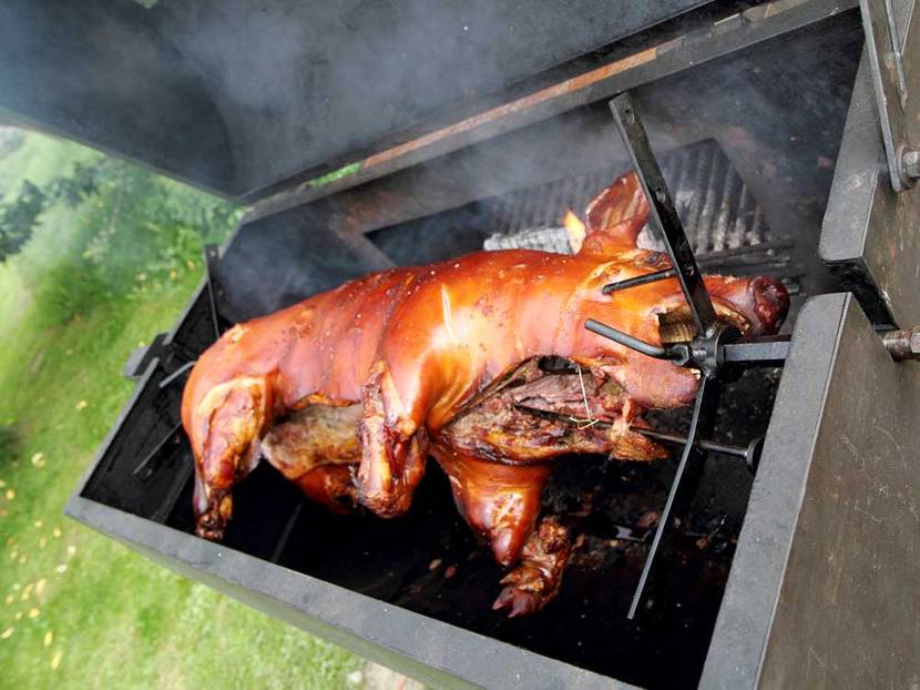 Spezialgrill für Spanferkel